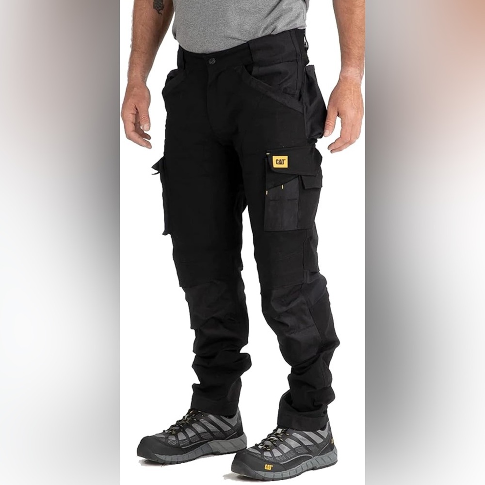 CAT Men's Black Cargo Pants‎